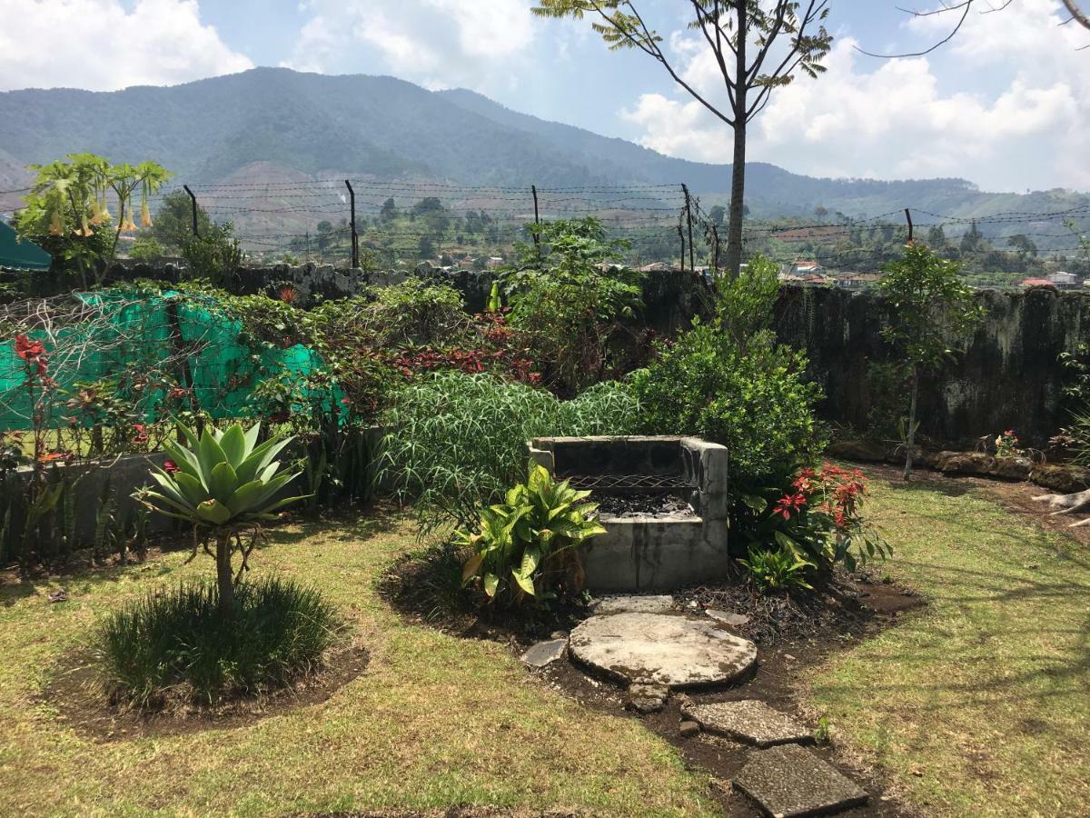 Bougenville 2, Jalan Raya Kota Bunga